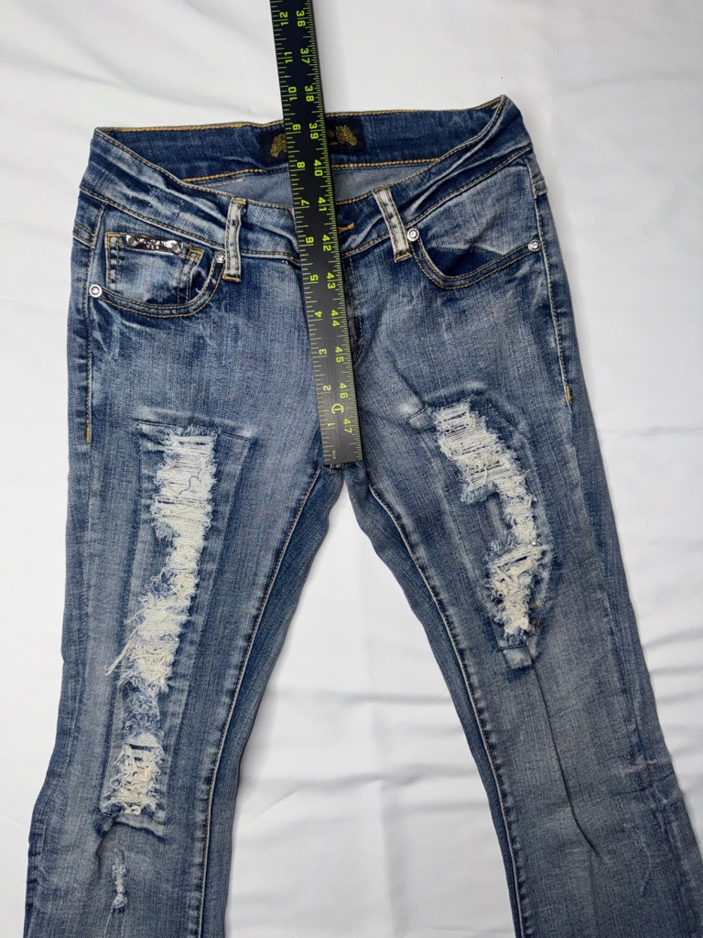 Virgin Only Y2K Low Rise Bootcut Flare Distressed Rhinestone Jeans Sz 25 - Picture 8 of 9